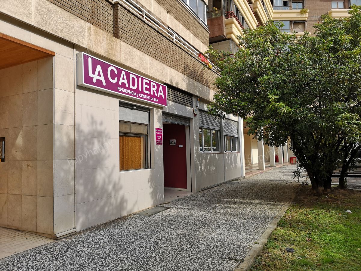Residencia La Cadiera (1/2)